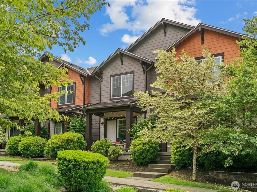 15652 NE 103rd Court 103, Redmond WA 98052