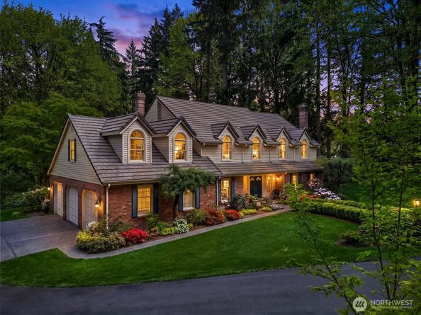 16526 232nd Avenue NE, Woodinville WA 98077