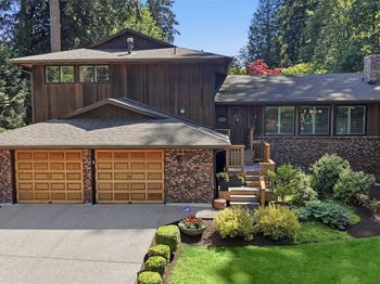 1526 S Lake Stickney Drive