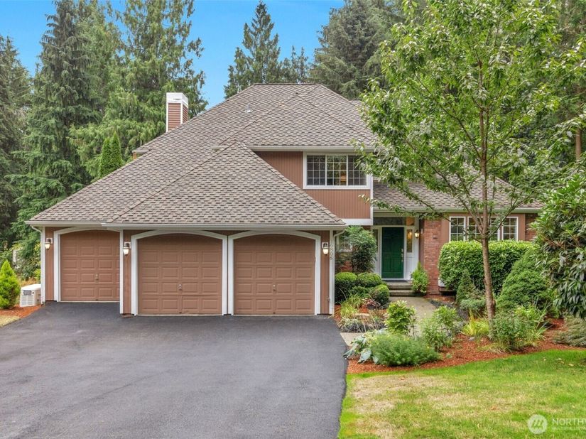 16806 236th Avenue NE, Woodinville WA 98077