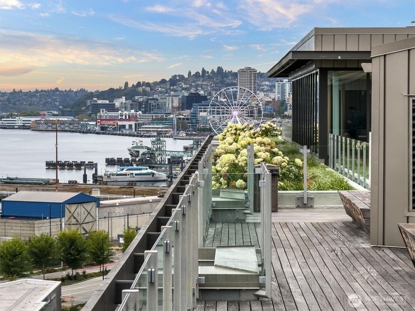 590 1st Avenue S 609, Seattle WA 98104