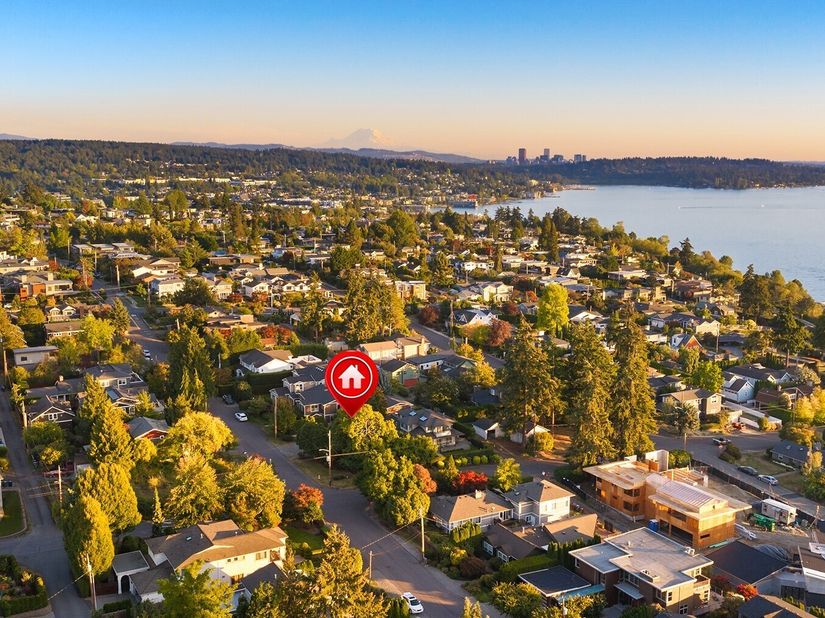 1250 6th Street W, Kirkland WA 98033