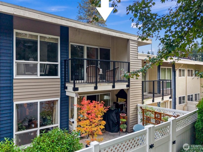 811 126th Place NE A207, Bellevue WA 98005