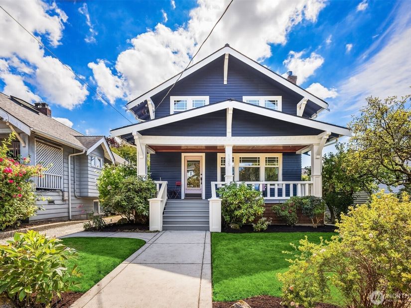 135 NE 53rd Street, Seattle WA 98105