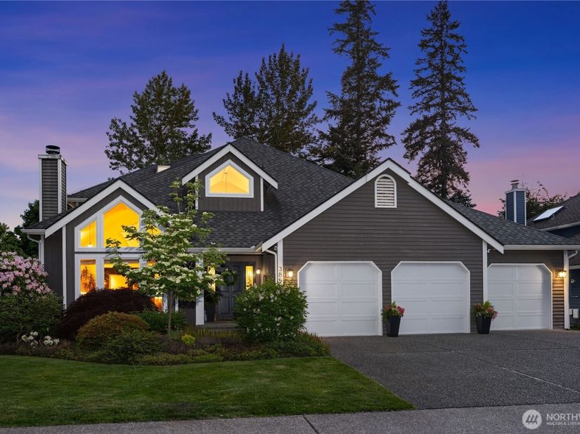 3857 260th Avenue SE, Sammamish WA 98029