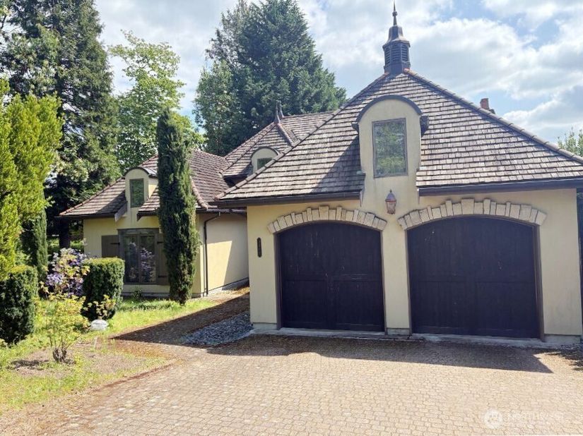 3307 NE 7th Street, Renton WA 98056