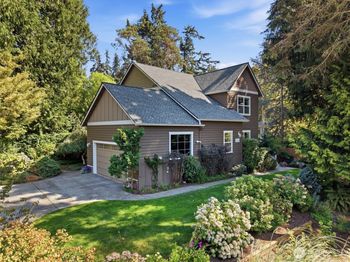 506 Azalea Avenue NE