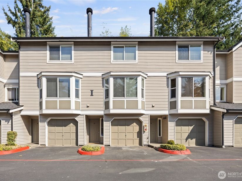 16101 Bothell Everett Hwy I 3, Mill Creek WA 98012