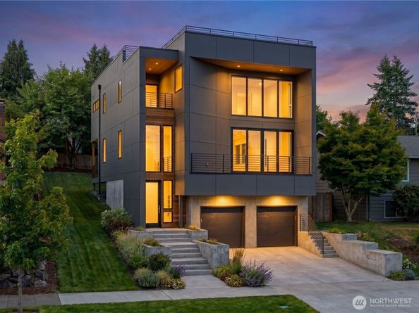 8022 Fauntleroy Way SW, Seattle WA 98136