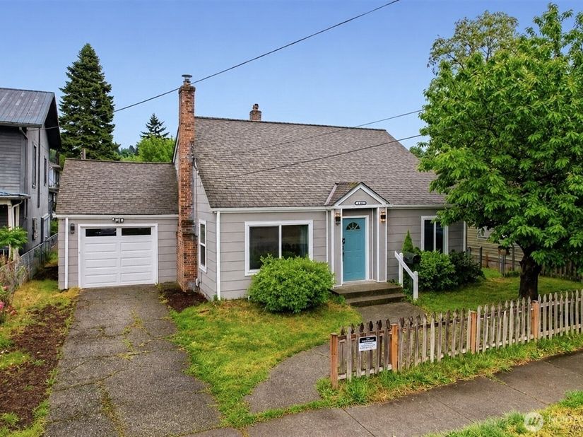 510 4th Ave S, Kent WA 98032