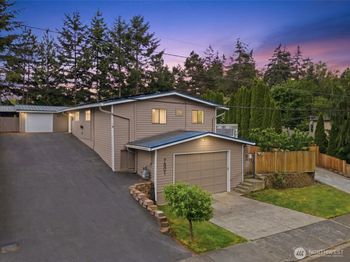 7801 NE 133rd Place
