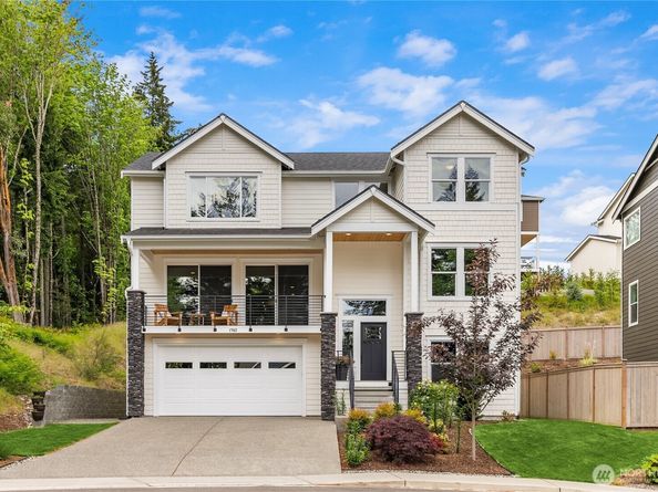 1762 NE Crystallia Court, Poulsbo WA 98370