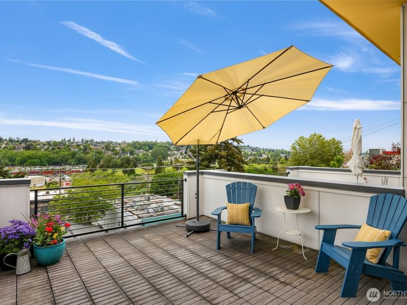 2265 14th Avenue W, Seattle WA 98119