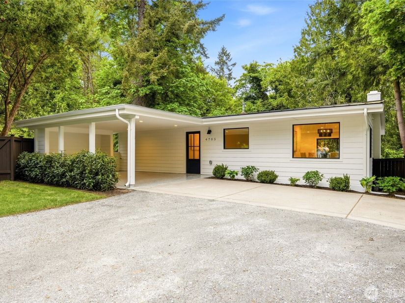 4705 119th Avenue SE, Bellevue WA 98006