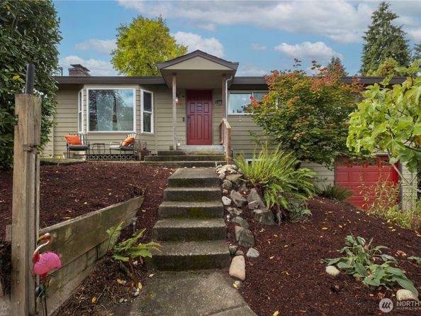 12011 SE 157th Place, Renton WA 98058