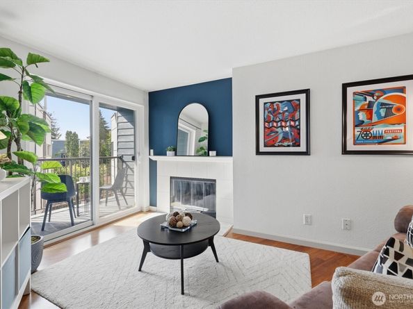 3045 20th Avenue W 303, Seattle WA 98199