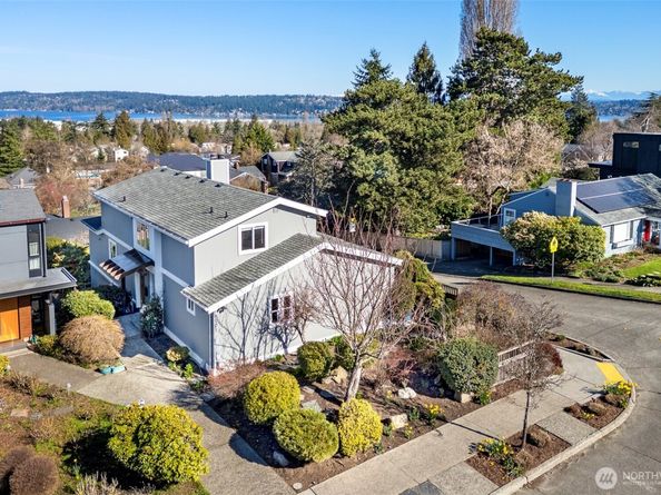 6001 60th Avenue NE, Seattle WA 98115