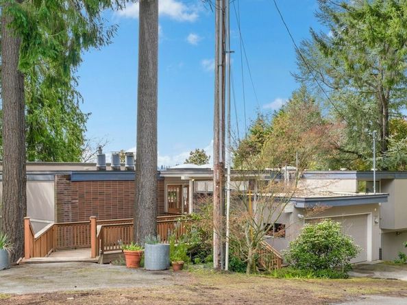 7237 NE 121st Place, Kirkland WA 98034