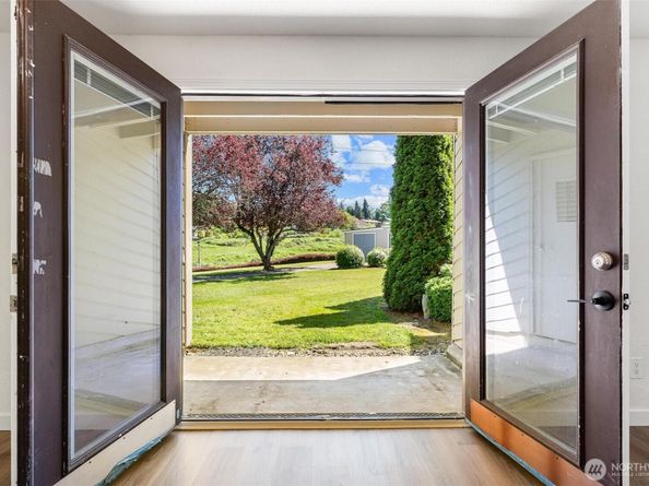 1315 S Puget Drive F12, Renton WA 98055