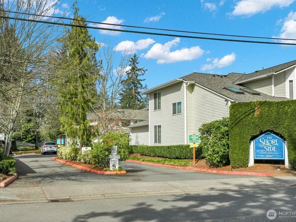 2001 120th Place SE 2102, Everett WA 98208