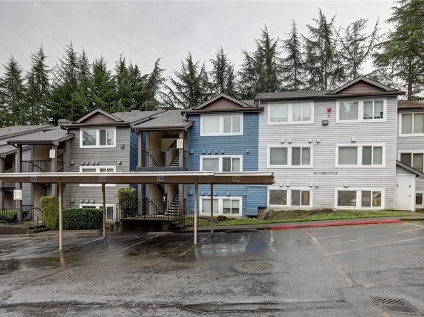 26335 116th Avenue NE H105, Kent WA 98030