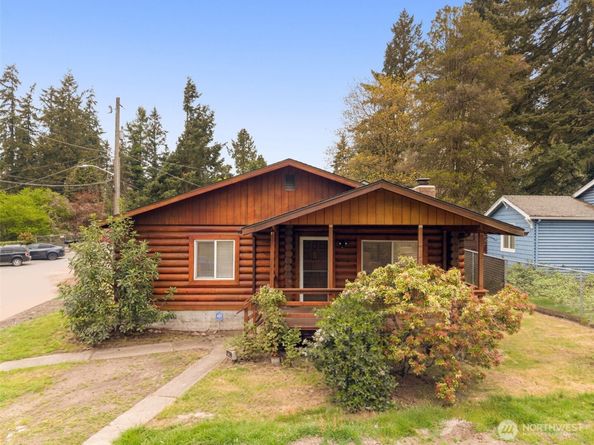 14508 6th Ave NE, Shoreline WA 98155