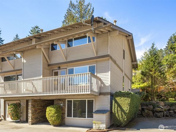 243 169th Avenue NE, Bellevue WA 98008