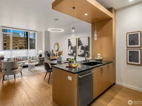 1321 Seneca Street 206, Seattle WA 98101