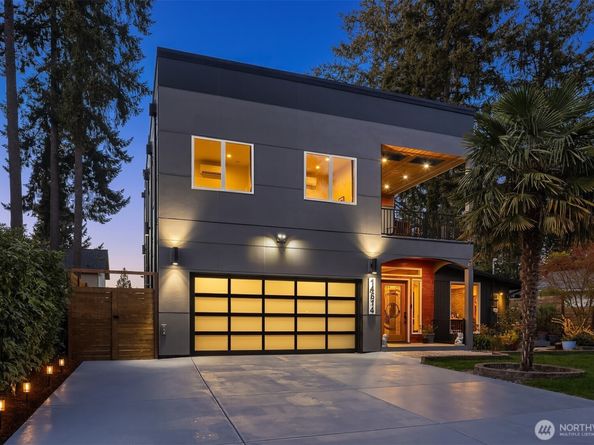 14614 SE 20th Street, Bellevue WA 98007