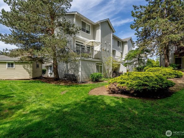 5400 Harbour Pointe Boulevard J202, Mukilteo WA 98275