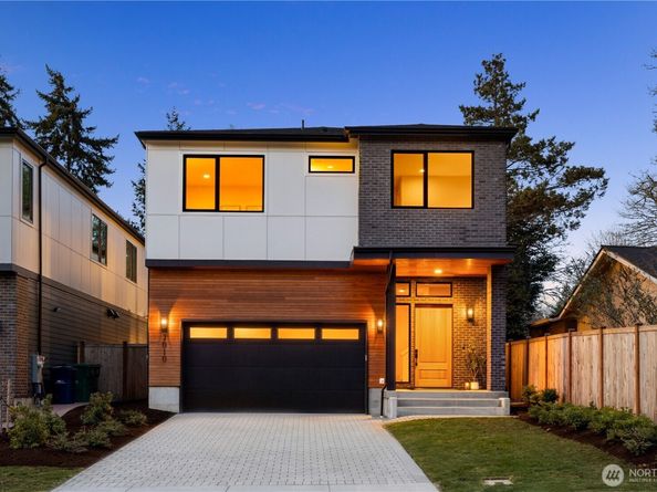 7010 NE 134th Street, Kirkland WA 98034