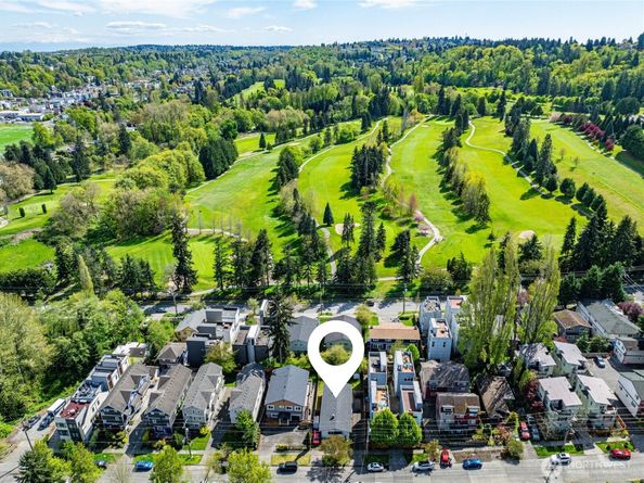 2827 SW Nevada Street, Seattle WA 98126