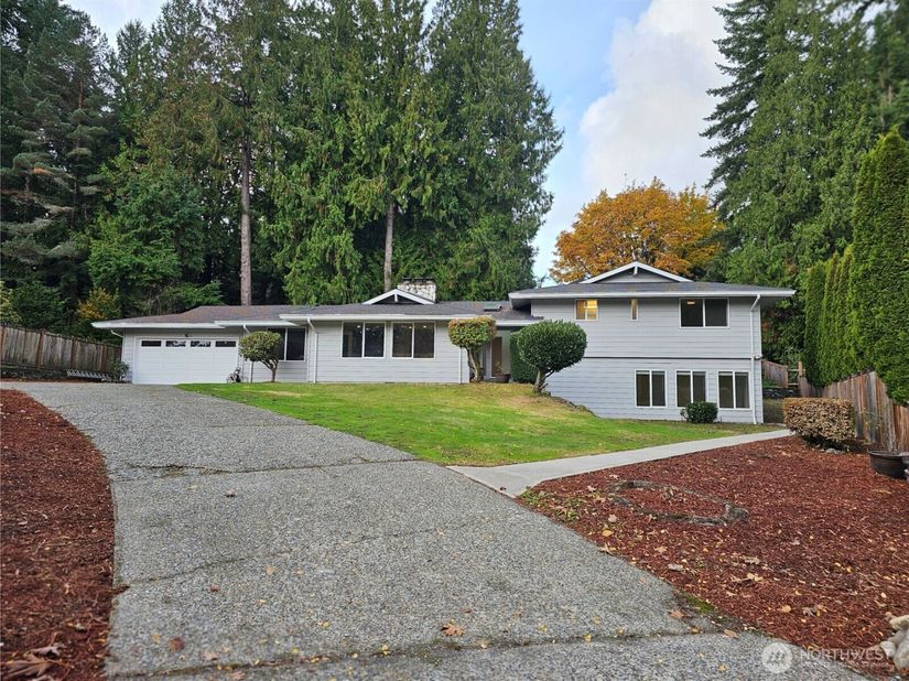 1135 147th Pl NE, Bellevue WA 98007