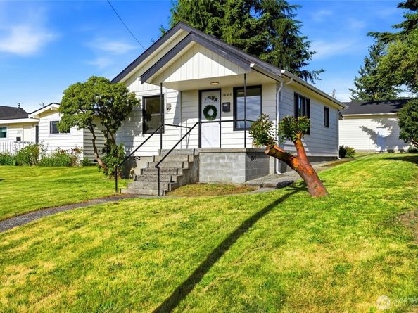 1608 Cedar Street, Everett WA 98201