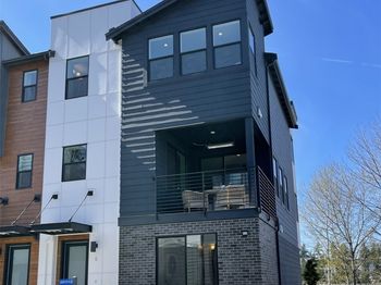 10823 (HS 94) 120TH Lane NE