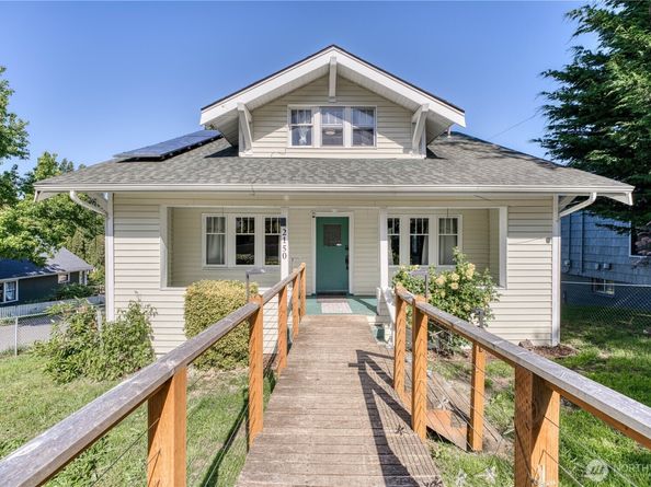 2150 N Callow Avenue, Bremerton WA 98312