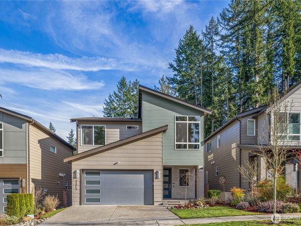 22213 17th Avenue W, Lynnwood WA 98036