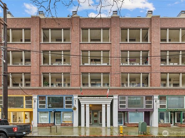 526 1st Avenue S 404, Seattle WA 98104
