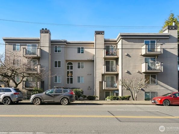 4831 Fauntleroy Way SW 206, Seattle WA 98116