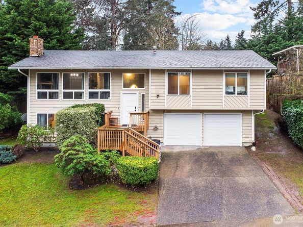 2811 SW 337th St, Federal Way WA 98023