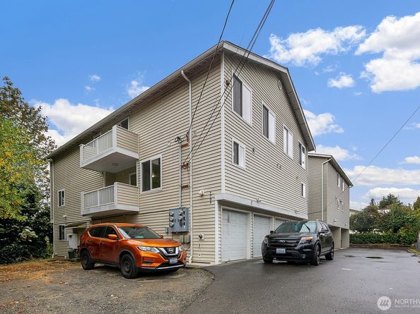 1701 16th Avenue S C, Seattle WA 98144