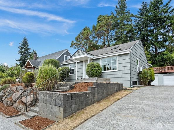 7147 29th Avenue SW, Seattle WA 98126