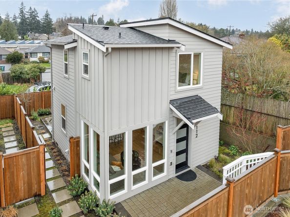 3112 W Raye Street, Seattle WA 98199