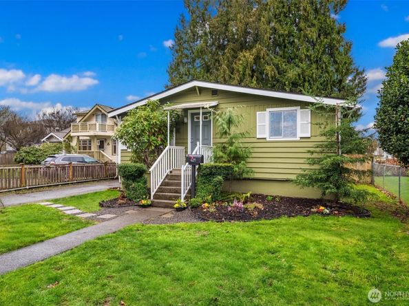 619 Burnett Avenue S, Renton WA 98057