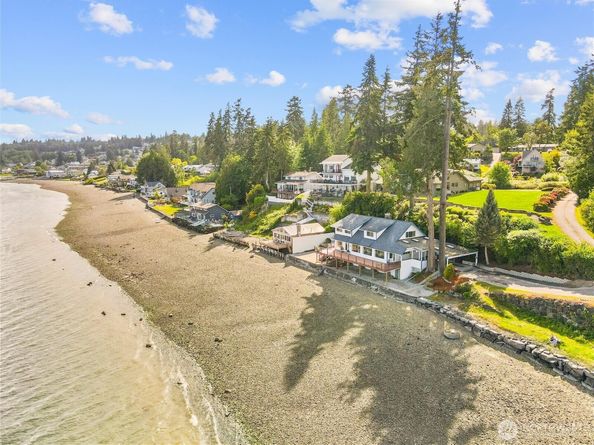 8609 E Caraway Road, Port Orchard WA 98366