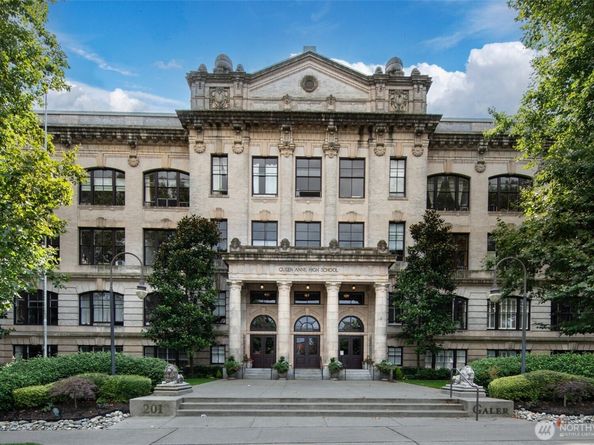 201 Galer Street 305, Seattle WA 98109