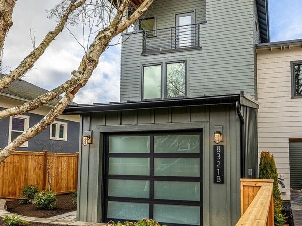 8321 25th Avenue NW B, Seattle WA 98117
