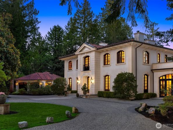 8010 Grand Avenue NE, Bainbridge Island WA 98110