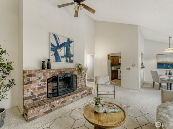 12904 126th Court NE J302, Kirkland WA 98034