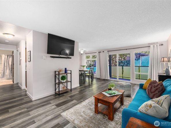 15156 65th Avenue S 1012, Tukwila WA 98188